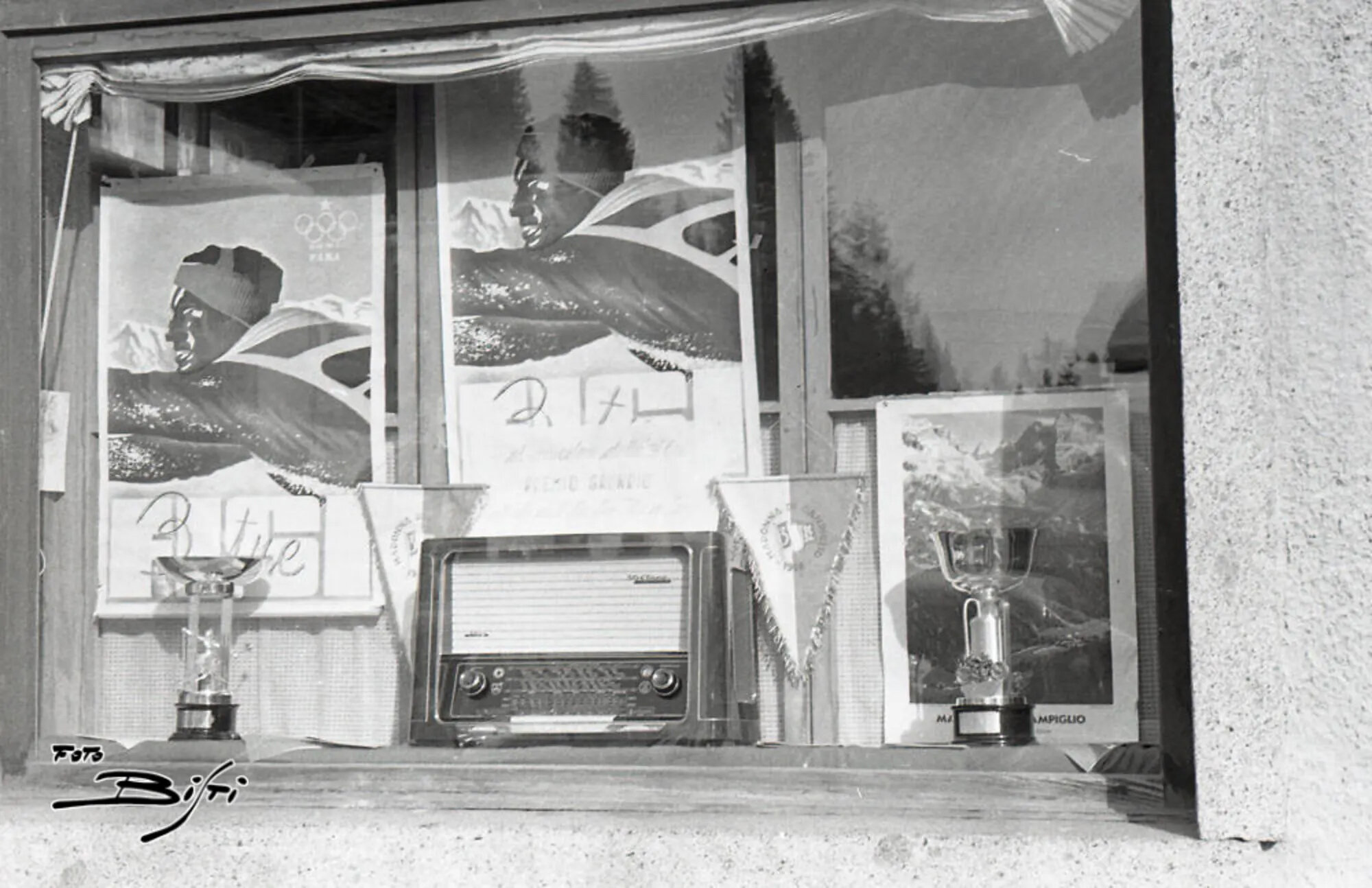 1958 3